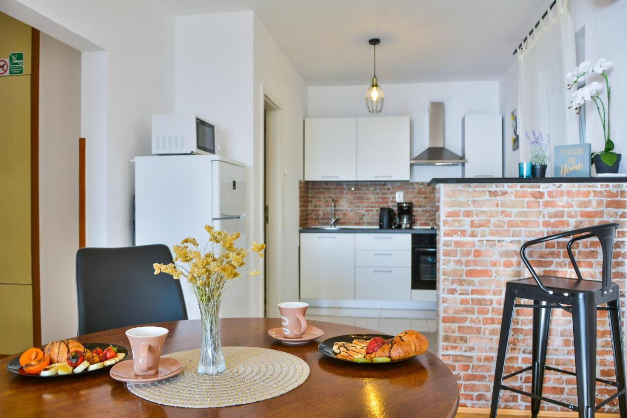 סנג' Apartmani Krijesnica מראה חיצוני תמונה