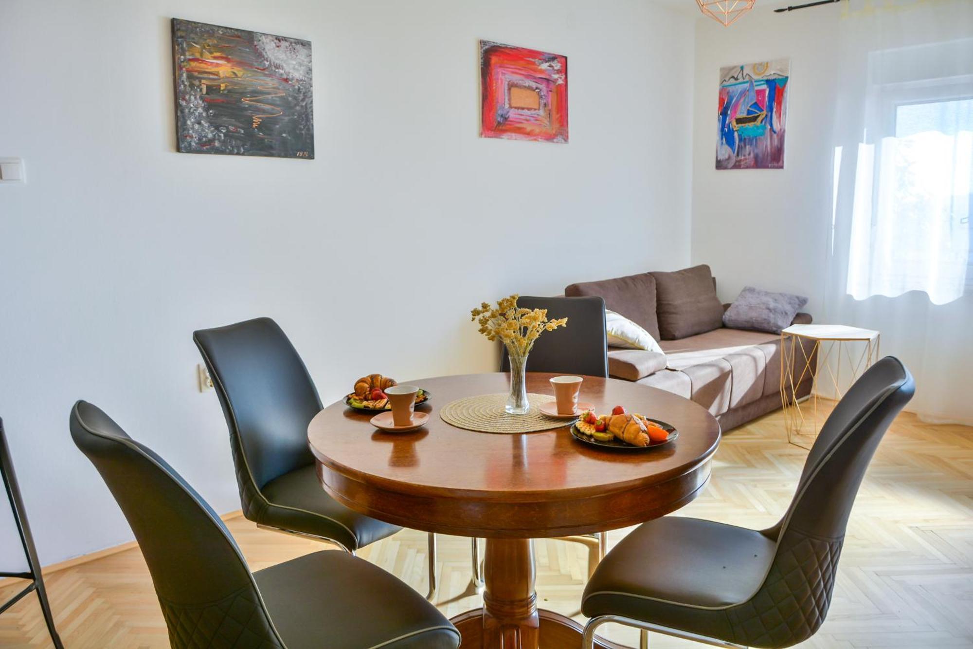 סנג' Apartmani Krijesnica מראה חיצוני תמונה